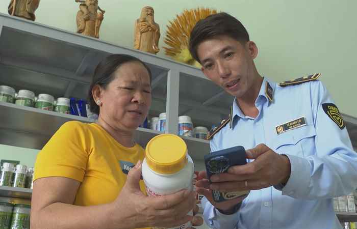  Đẩy mạnh công tác thanh, kiểm tra chất lượng thức ăn, thuốc thú y dùng trong nuôi trồng thủy sản (11-08-2022)